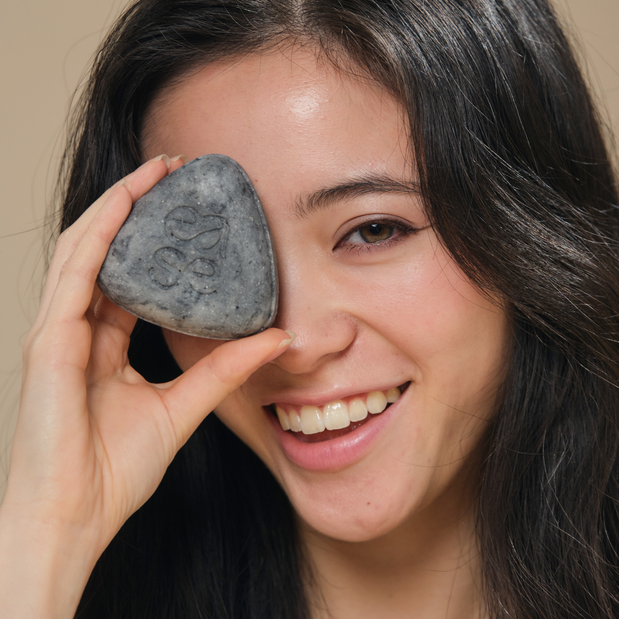 Black Sesame Charcoal Volumizing Shampoo Bar