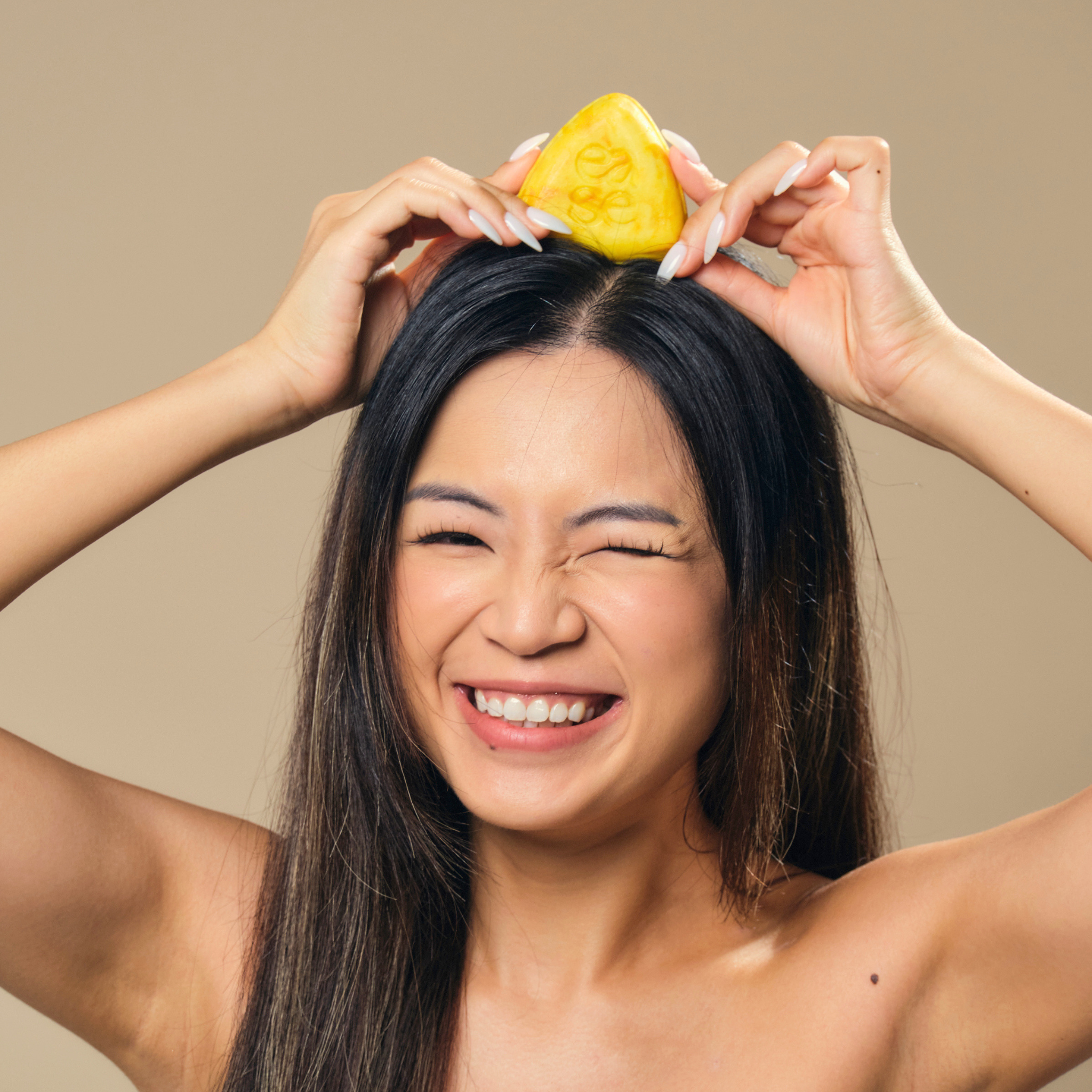 Ginger Mandarin Strengthening Shampoo Bar