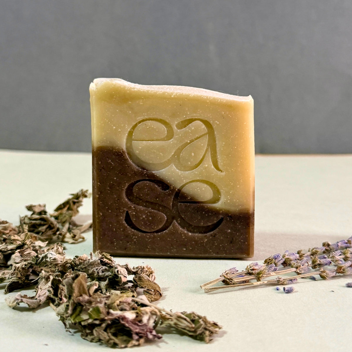 Mugwort Peppermint Clarifying Face & Body Soap